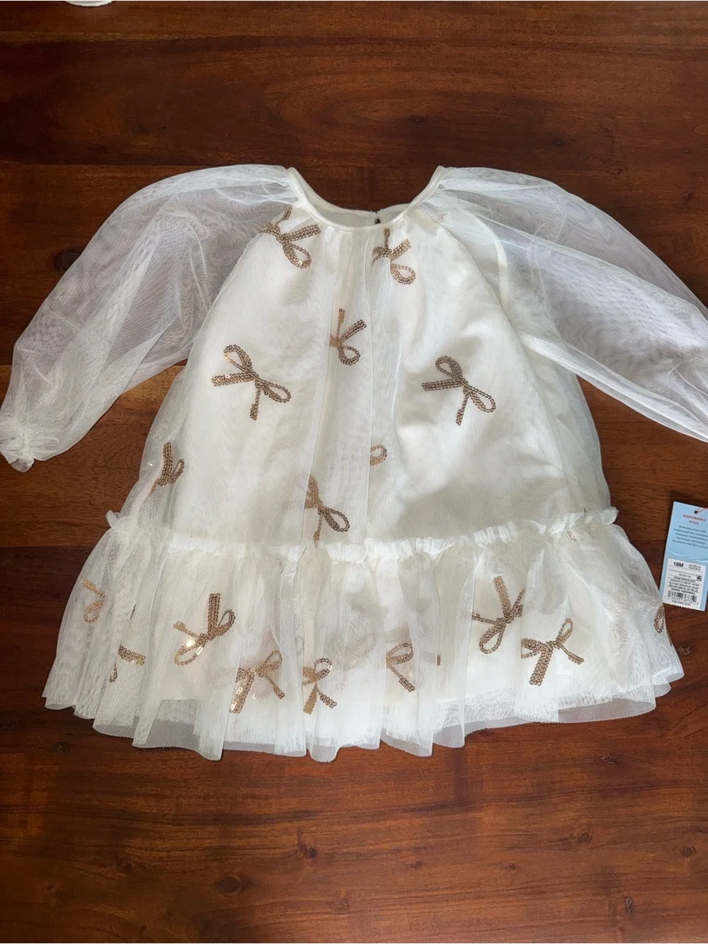Old Navy Cream Bow Baby Skirt - 18M